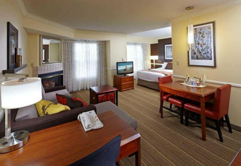 Residence Inn By Marriott Стейт Колидж Екстериор снимка